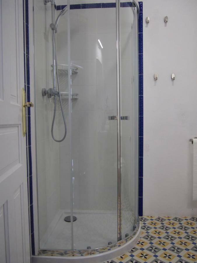 Casa Valientes B - Free Private Parking, Patio, Wifi & Ac Jerez de la Frontera Exterior foto